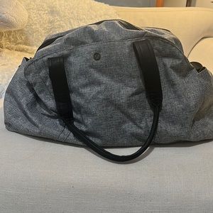 Lululemon heather grey duffle bag